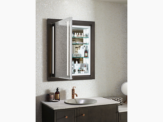 Verdera Lighted Medicine Cabinet, Mirrored Bathroom Cabinet With Light And Shaver Pointer